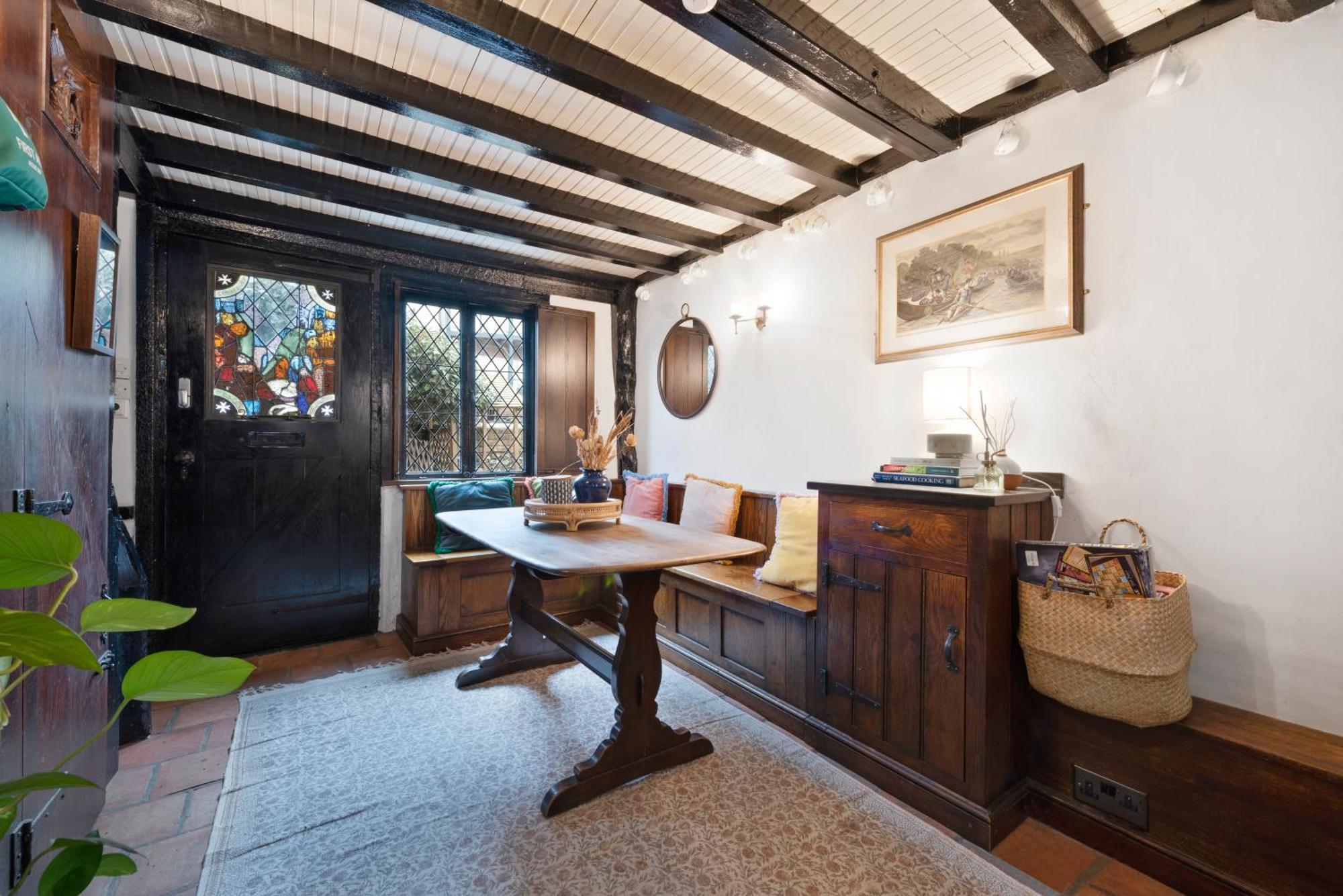 15Th Century Tiny Character Cottage-Henley Centre Экстерьер фото